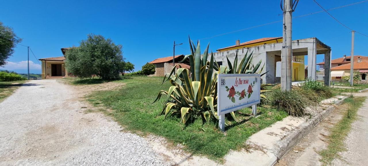 B & B Le Tre Rose Tollo 外观 照片